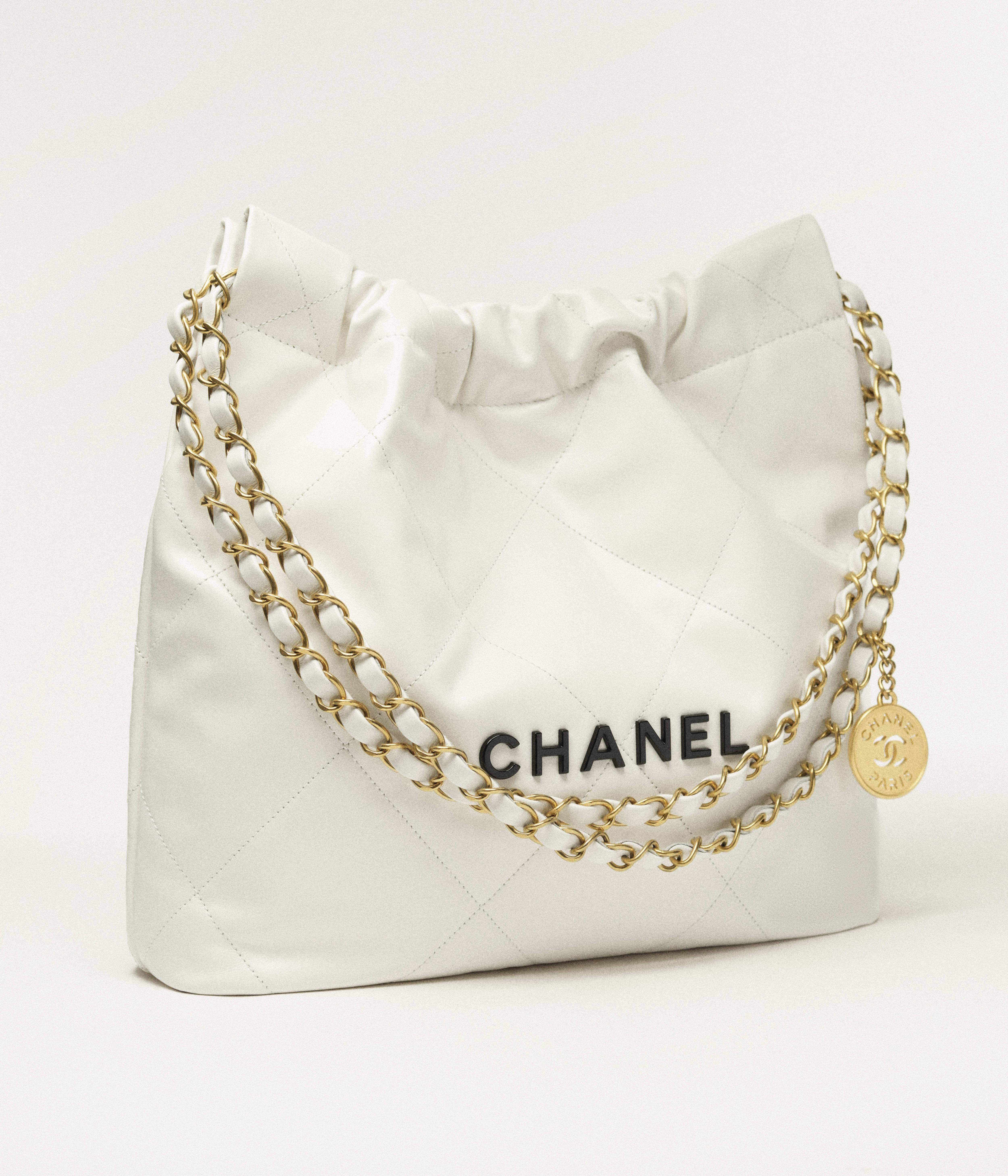 CHANEL 22 Small HandbagRef. AS3260 B09859 10601