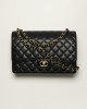 CHANEL Maxi Classic HandbagRef. A58601 Y01864 C3906