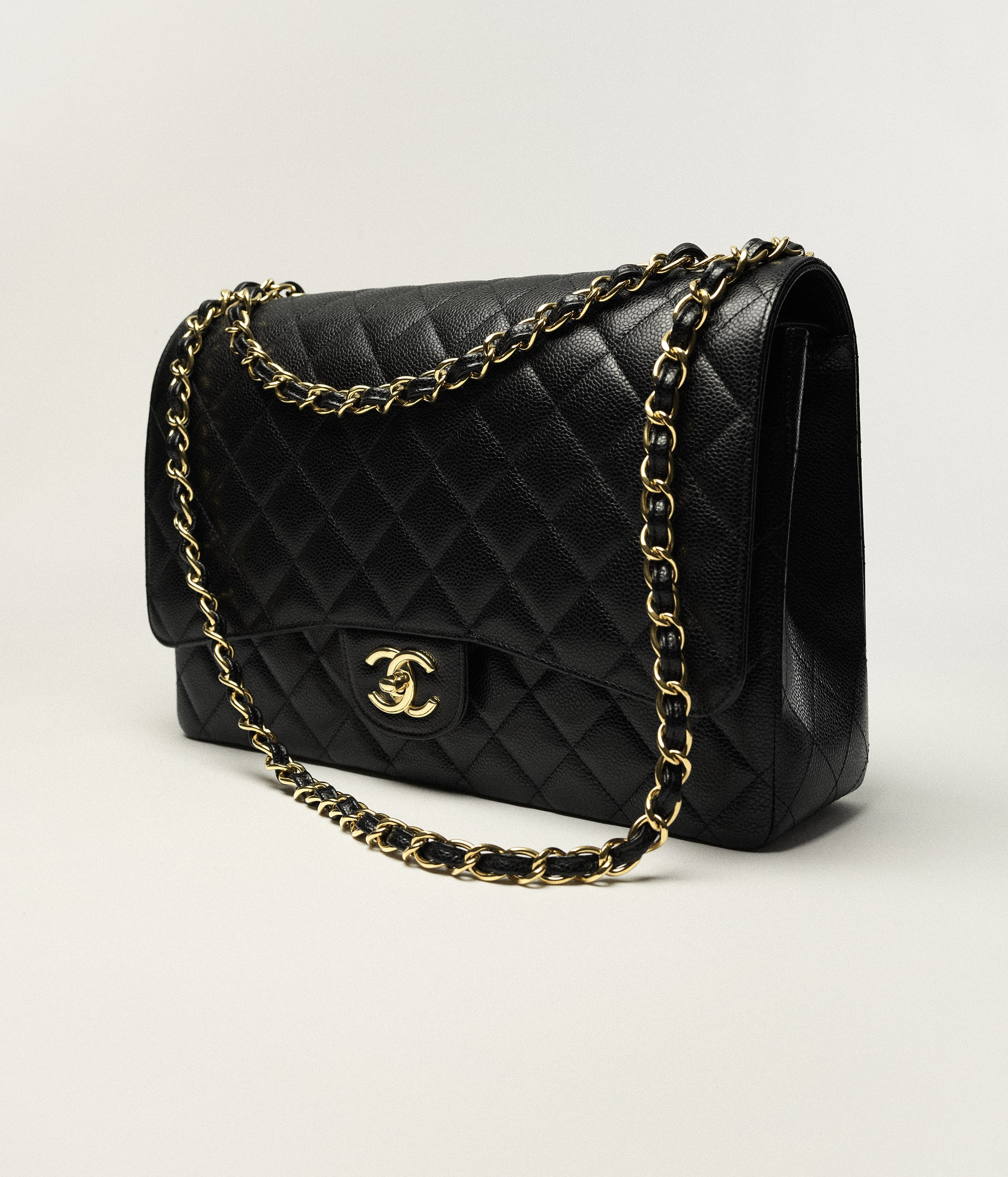 CHANEL Maxi Classic HandbagRef. A58601 Y01864 C3906