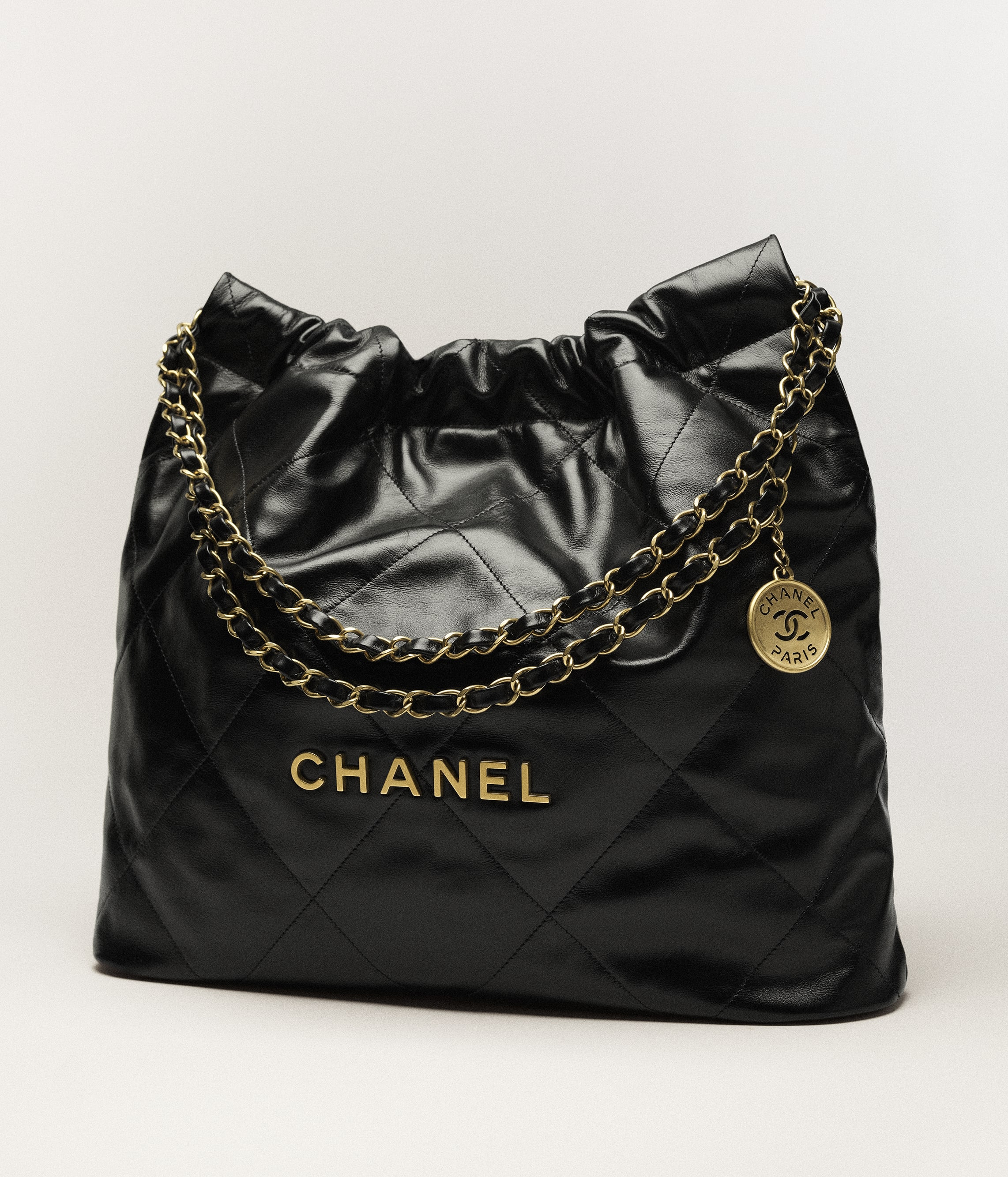 CHANEL 22 HandbagRef. AS3261 B08037 94305