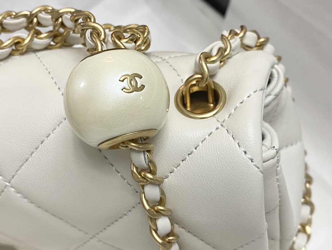 CHANEL Mini Flap BagRef. AS4868 B16574 10601