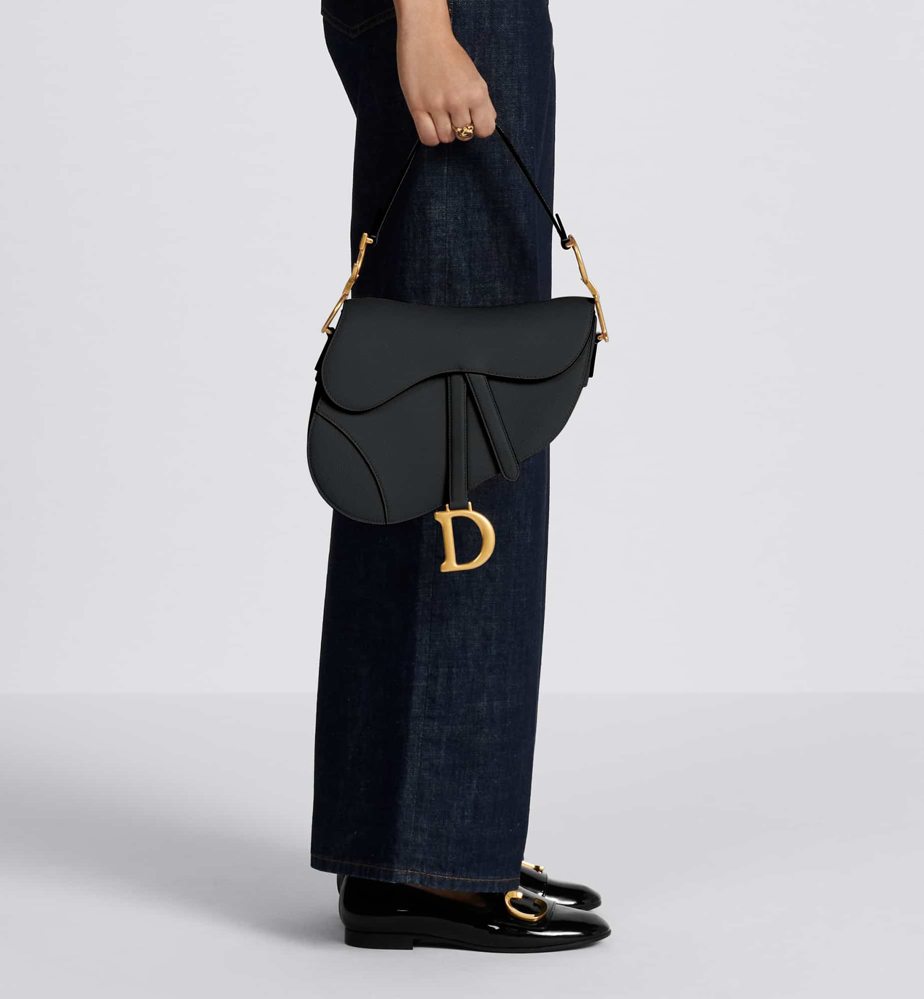 DIOR Saddle Bag with Strap M0455CCEH_M900