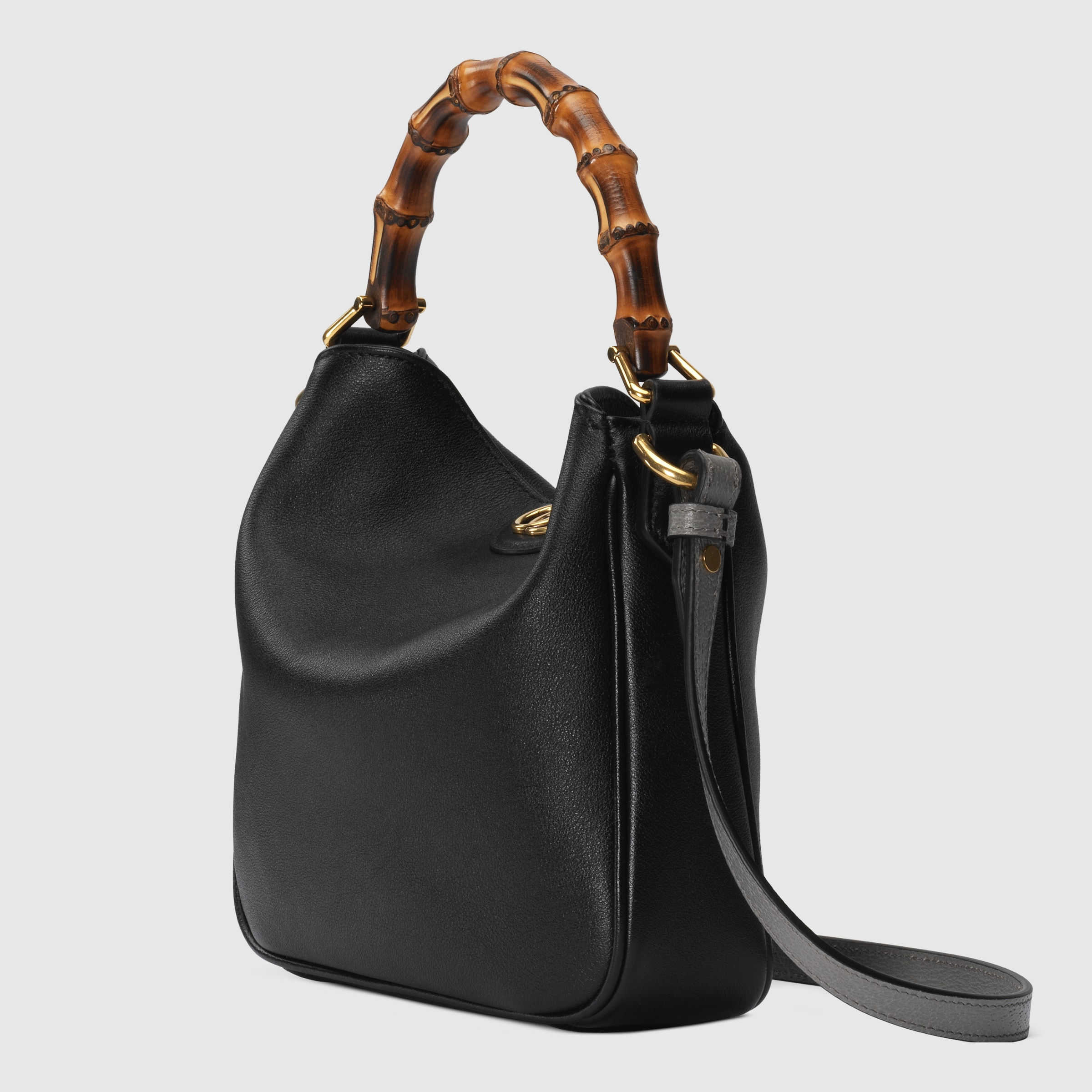 Gucci Diana small shoulder bag Style ‎746251 UAAAY 1092