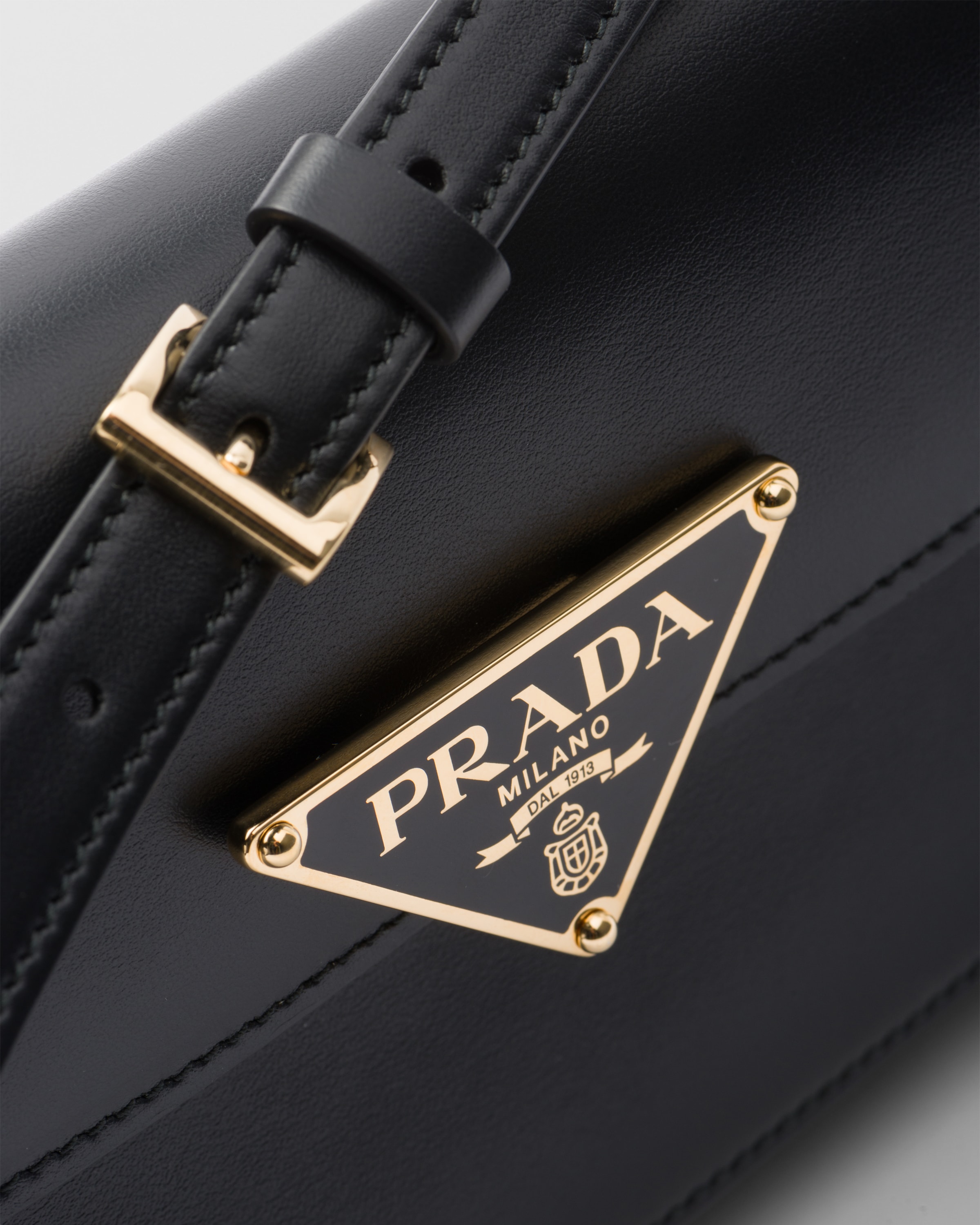 PRADA Leather shoulder bag 1BD344_2AIX_F0002_V_HTO