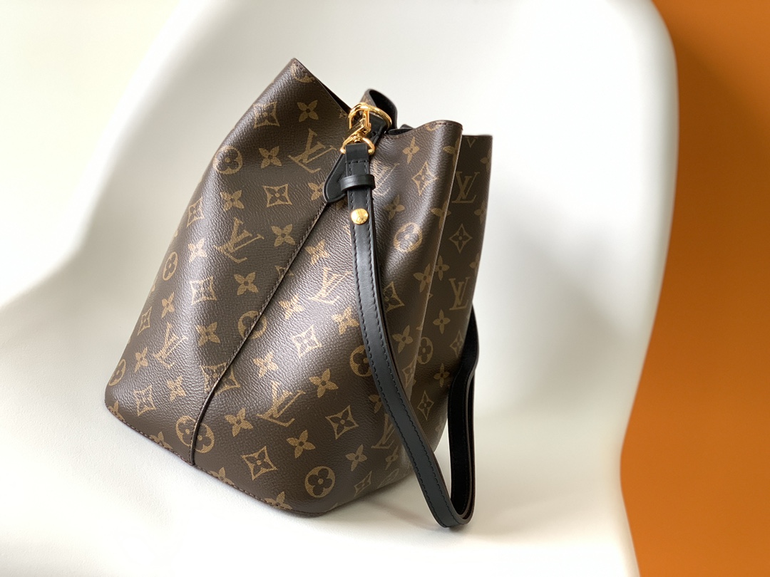 Louis Vuitton M44020 NéoNoé MM