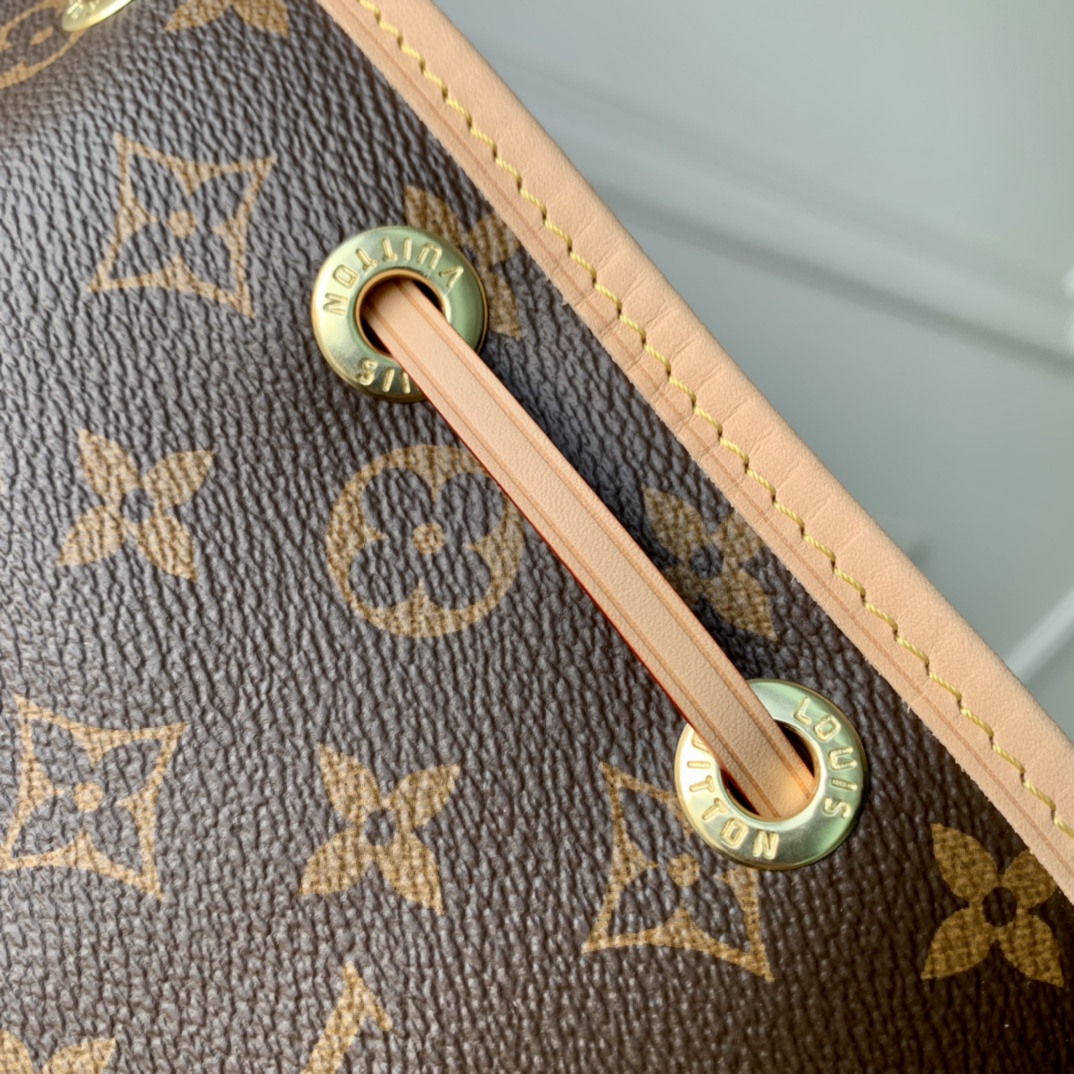 Louis Vuitton M46983 Noé BB (2)