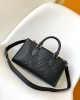 Louis Vuitton M23640 OnTheGo East West (2)