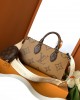 Louis Vuitton M46653 OnTheGo East West (3)