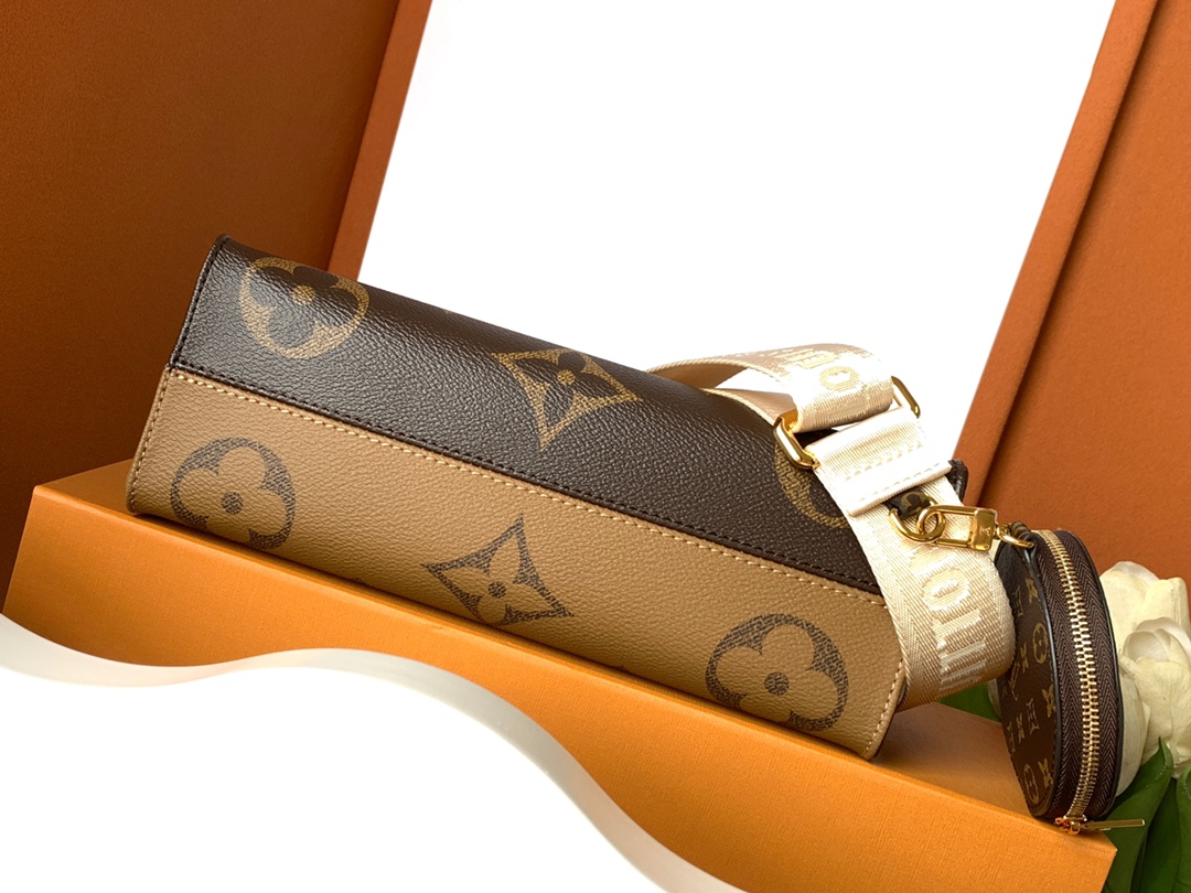 Louis Vuitton M46653 OnTheGo East West (3)