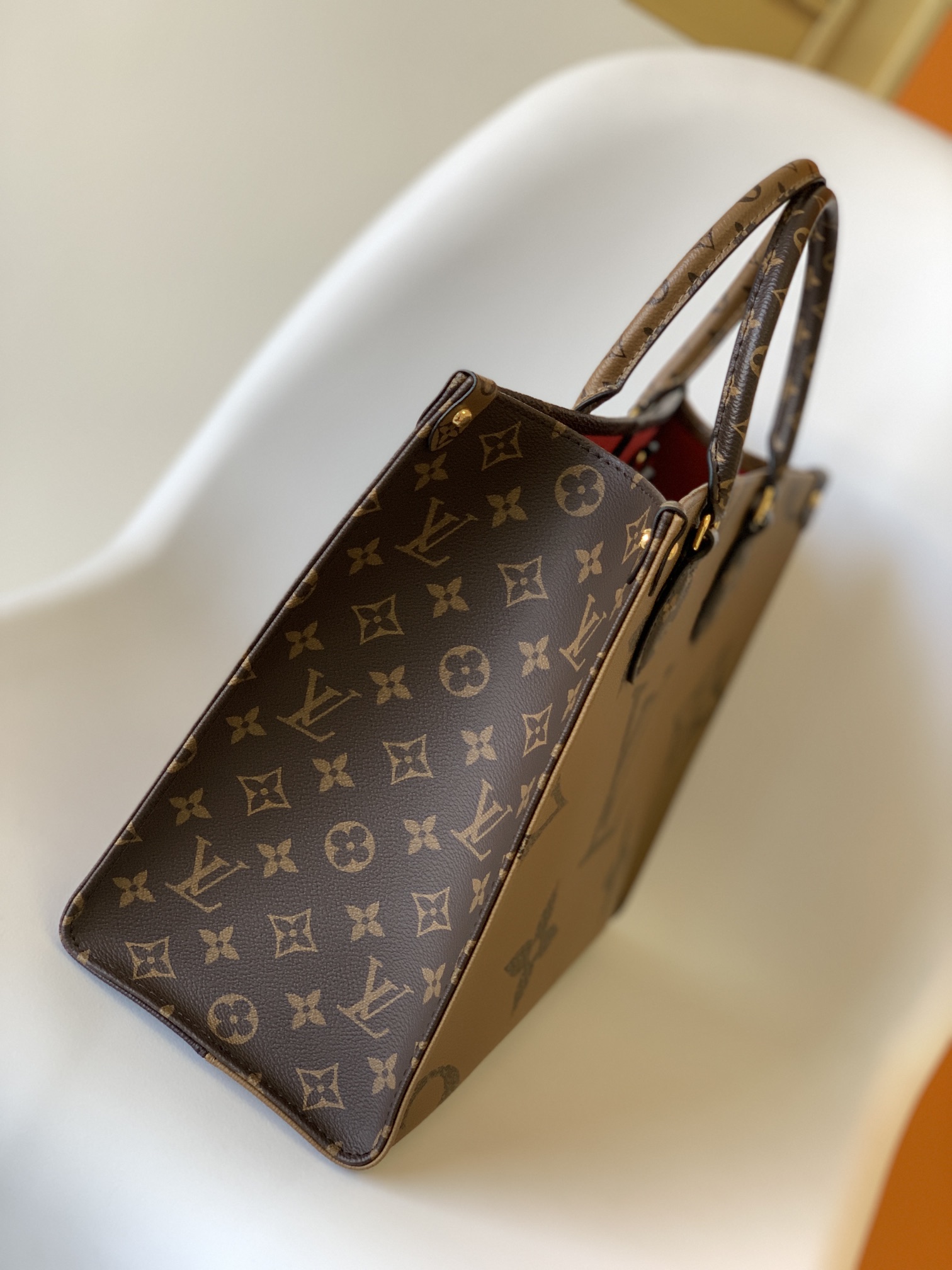 Louis Vuitton M45321 OnTheGo MM (8)