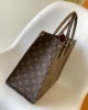 Louis Vuitton M45321 OnTheGo MM (8)