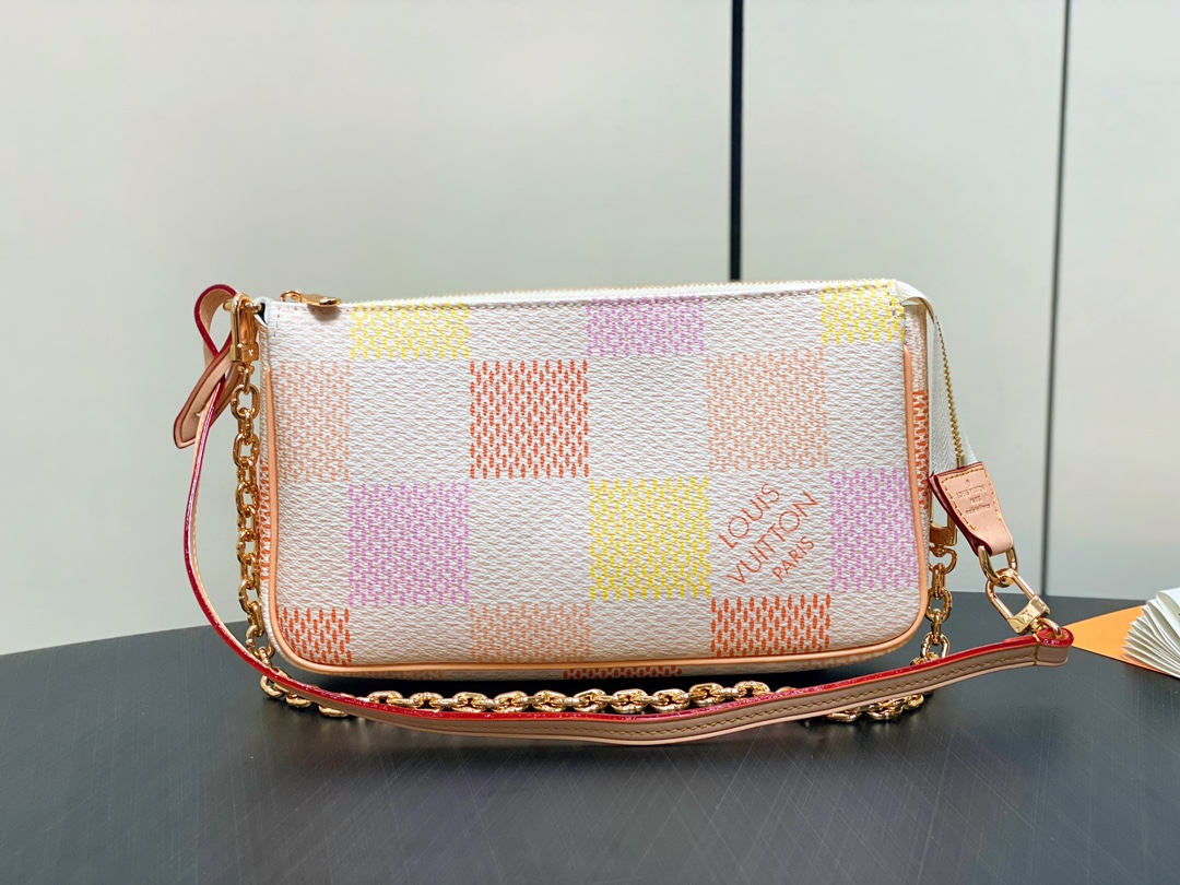 Louis Vuitton N40642 Pochette Accessoires