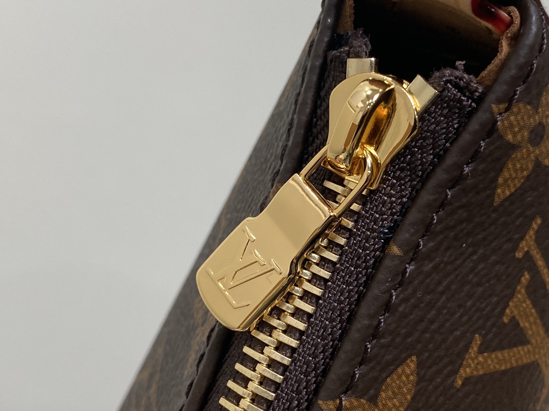 Louis Vuitton M47123 Pochette Tirette