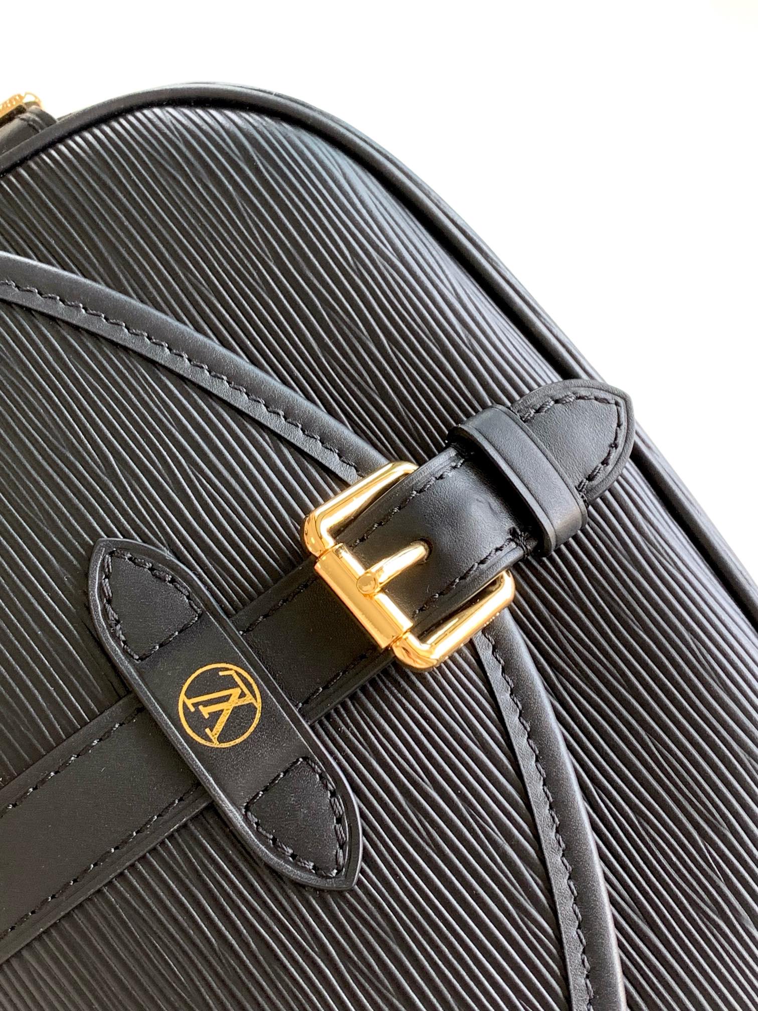 Louis Vuitton M23469 Saumur BB