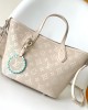 Louis Vuitton M24562 Blossom PM (2)