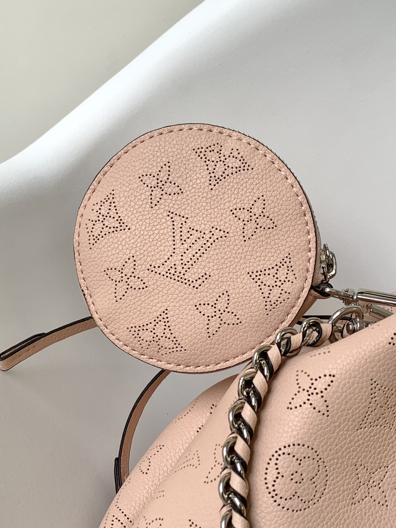 Louis Vuitton M22176 Bella (2)