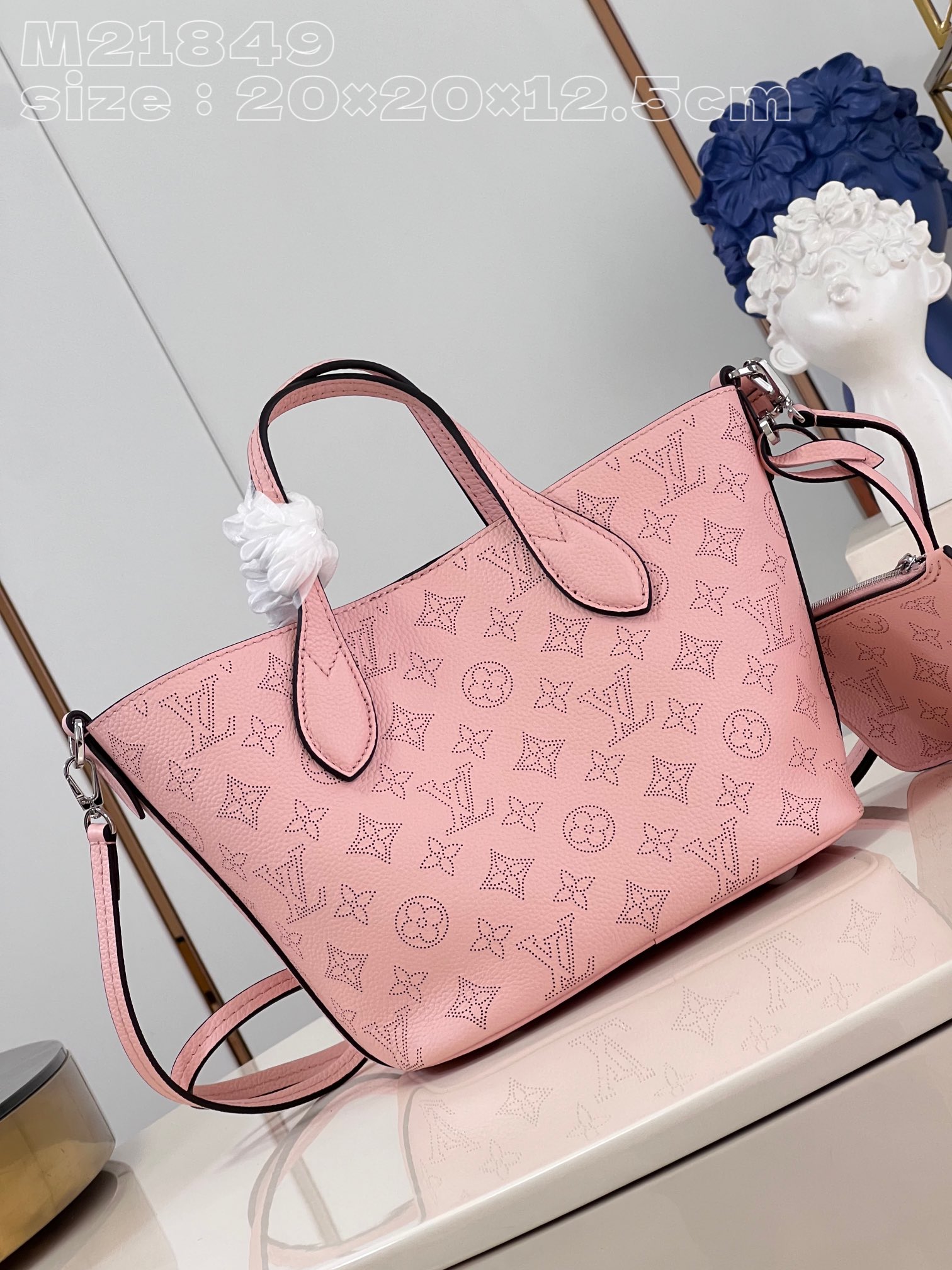 Louis Vuitton M23196 Blossom PM