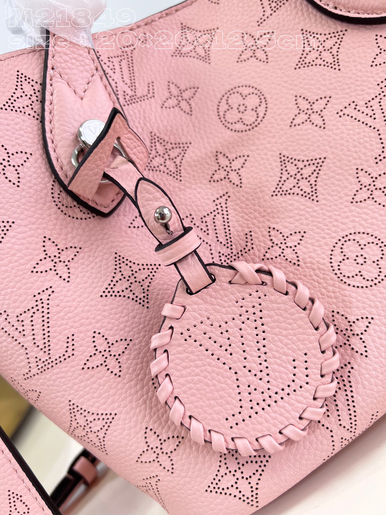 Louis Vuitton M23196 Blossom PM