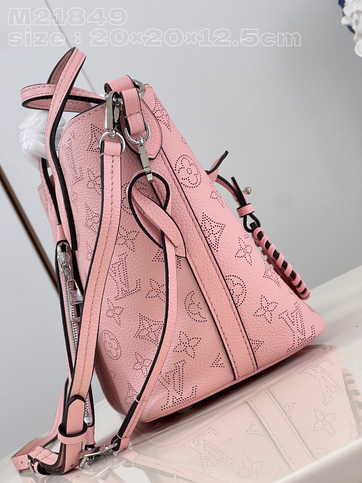 Louis Vuitton M23196 Blossom PM