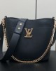 Louis Vuitton M24006 Lock and Walk (2)