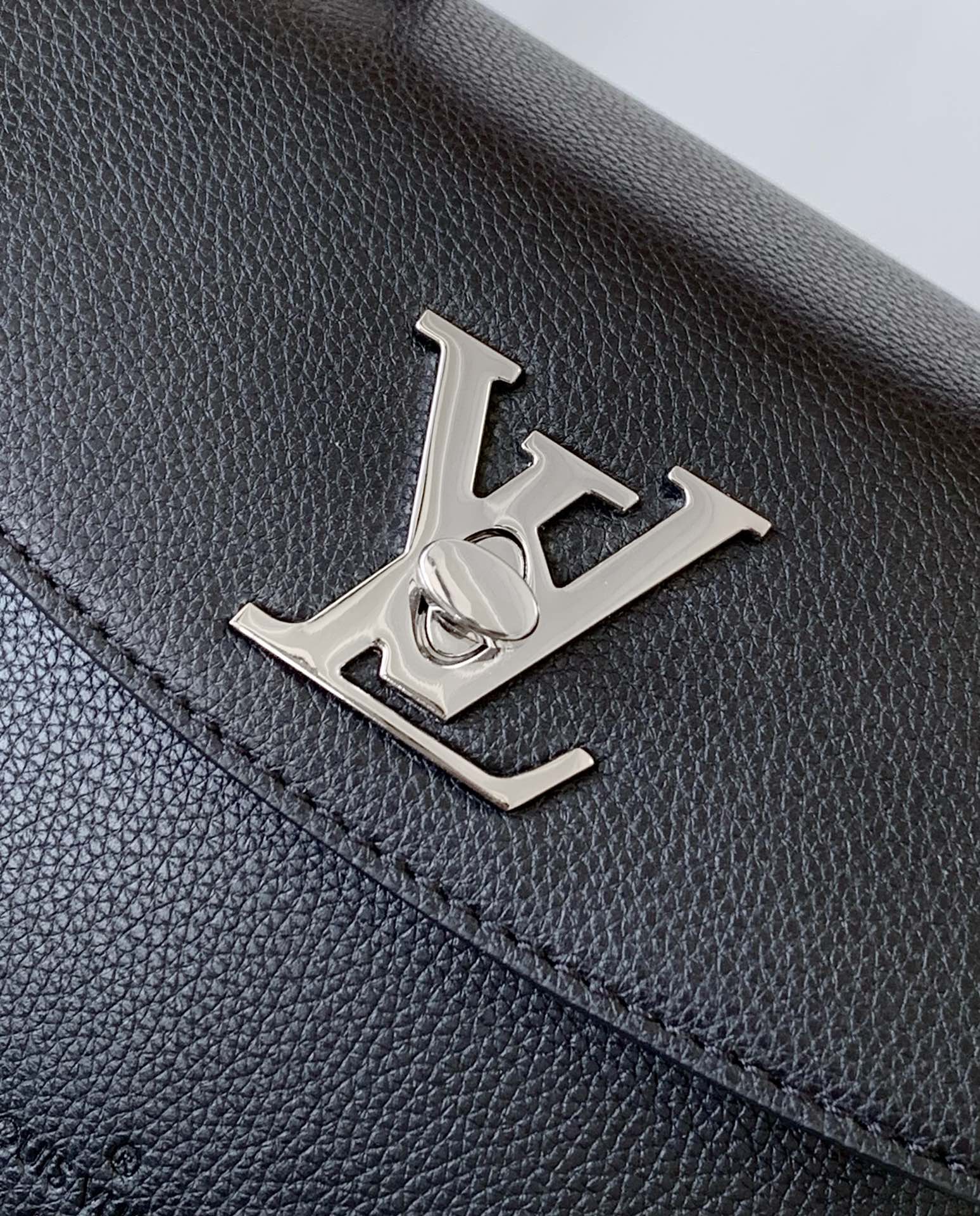 Louis Vuitton M20997 LockMe Ever Mini