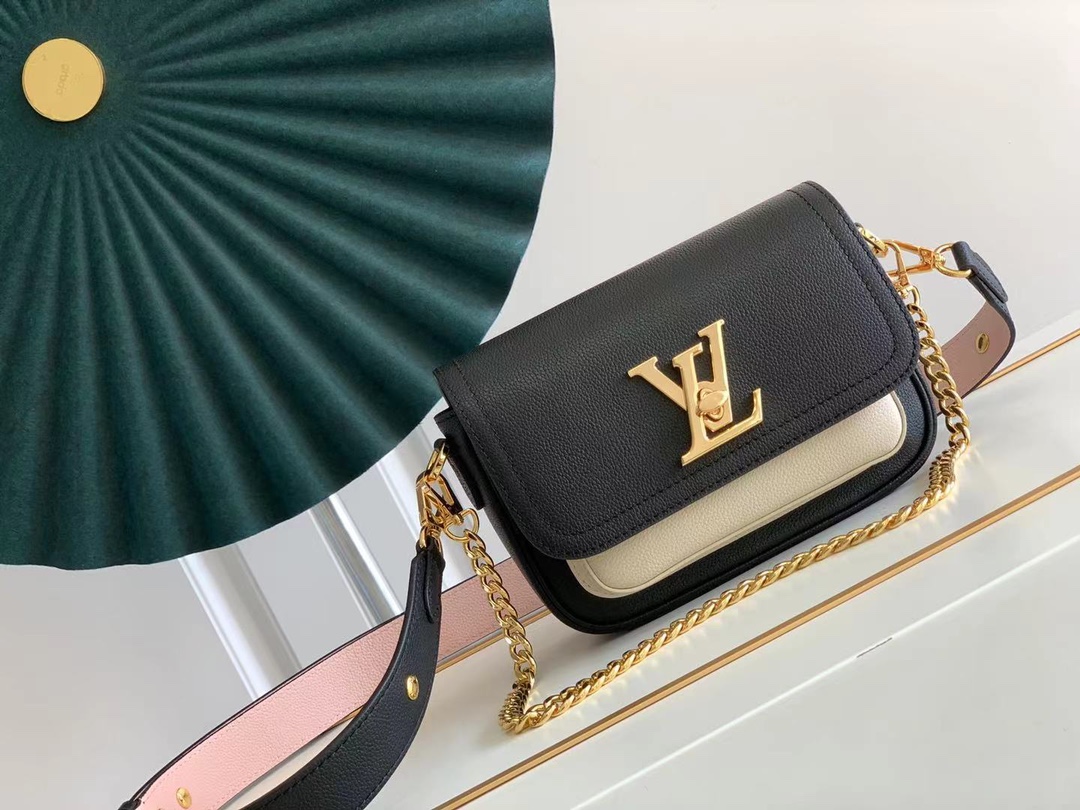 Louis Vuitton M58557 Lockme Tender