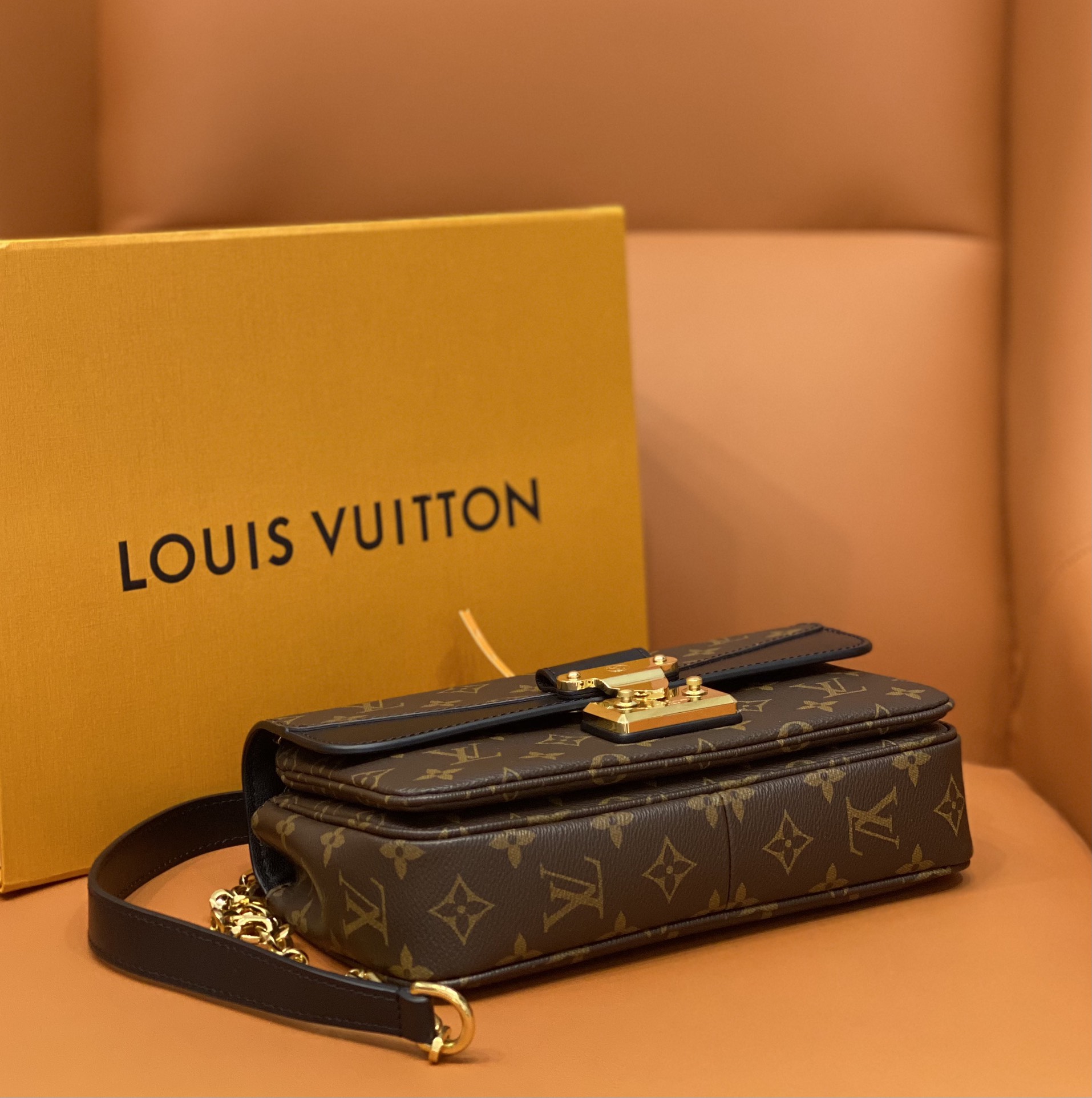 Louis Vuitton M46126 Marceau (2)