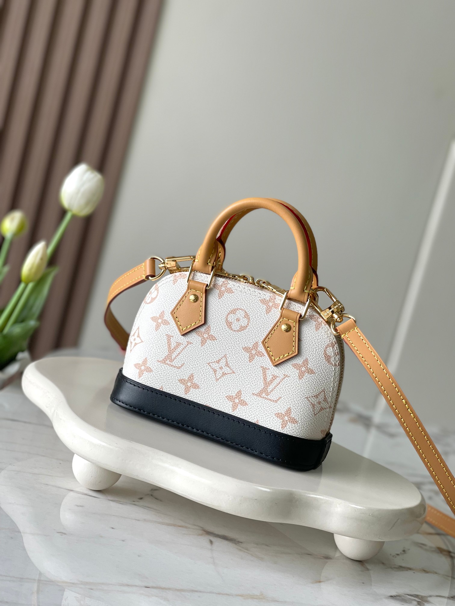 Louis Vuitton M46895 Nano Alma (4)