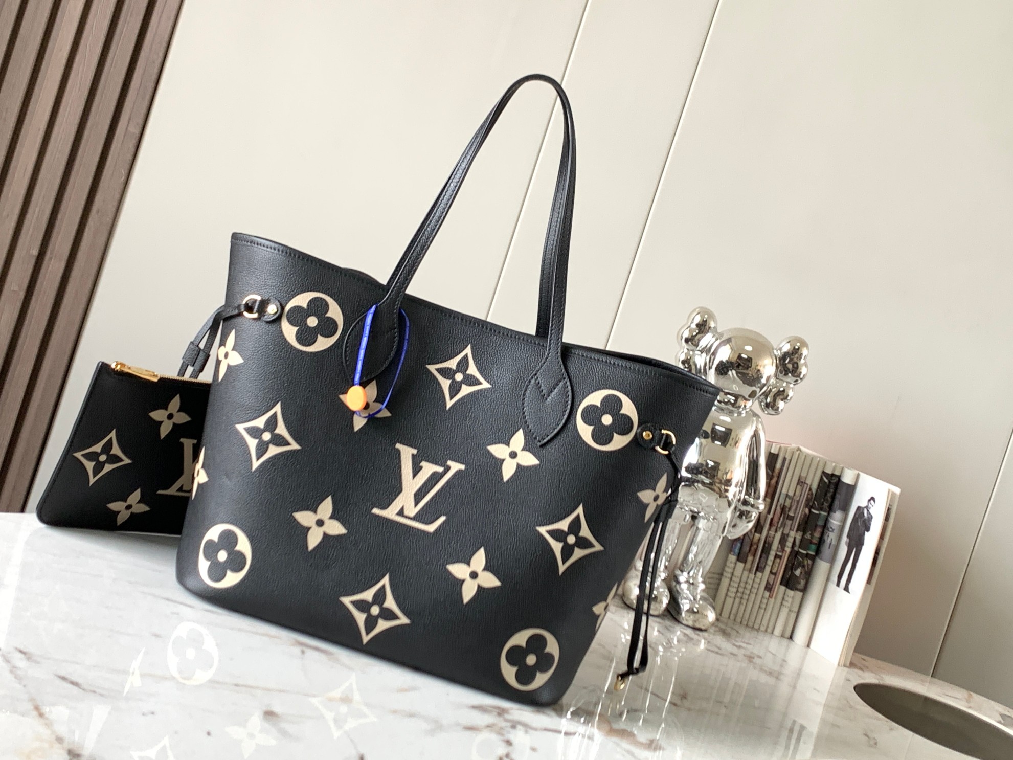 Louis Vuitton M58907 Neverfull MM (2)