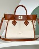 Louis Vuitton M22191 On My Side MM