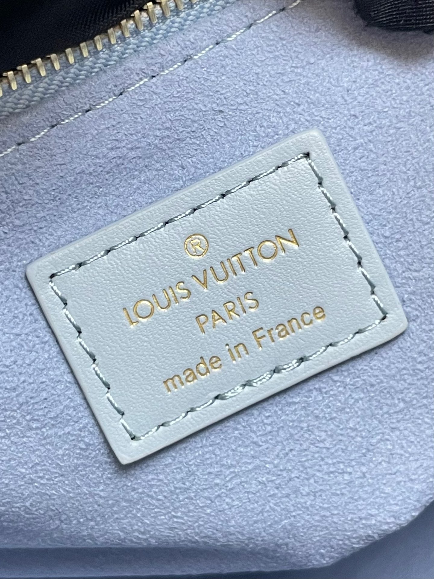 Louis Vuitton M46840 OnTheGo PM