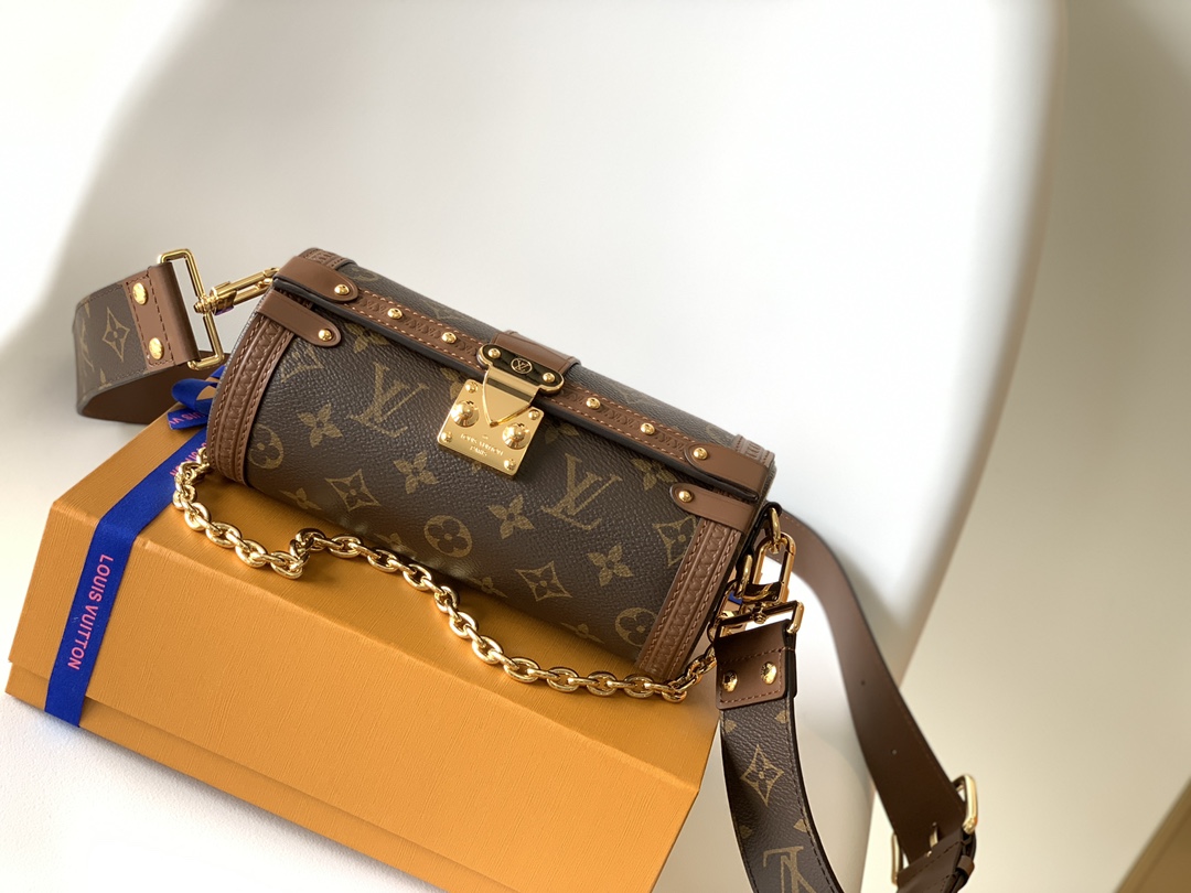 Louis Vuitton M57835 Papillon Trunk