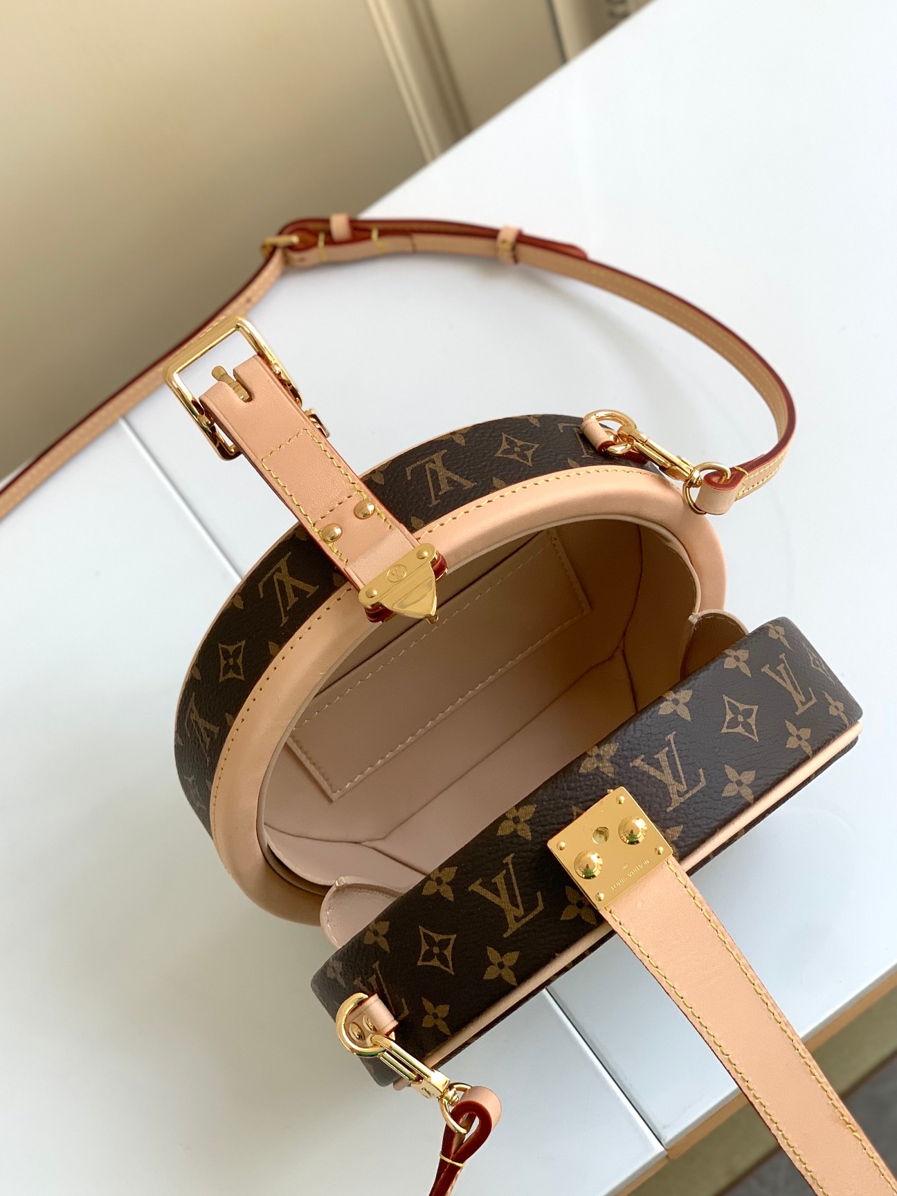 Louis Vuitton M43514 Petite Boite Chapeau