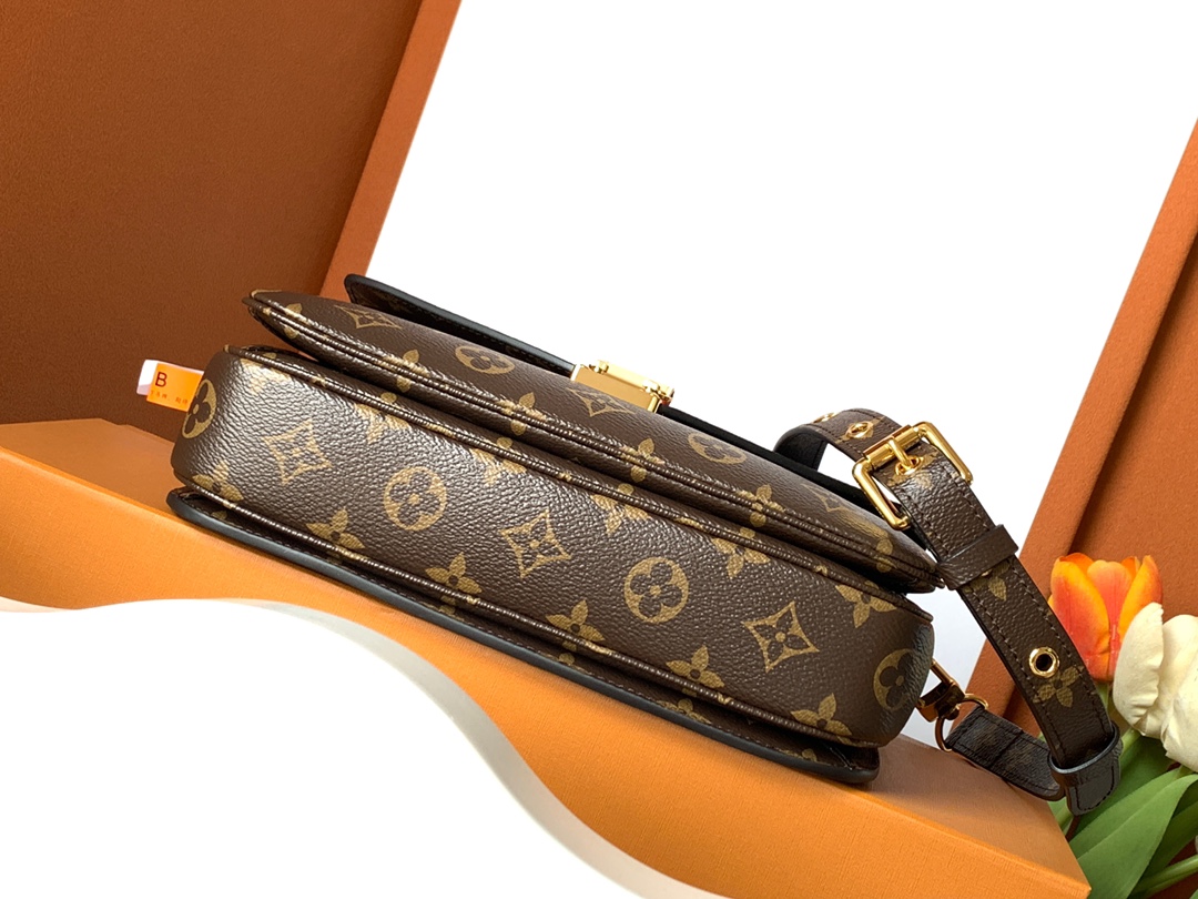 Louis Vuitton M44875 Pochette Métis (2)