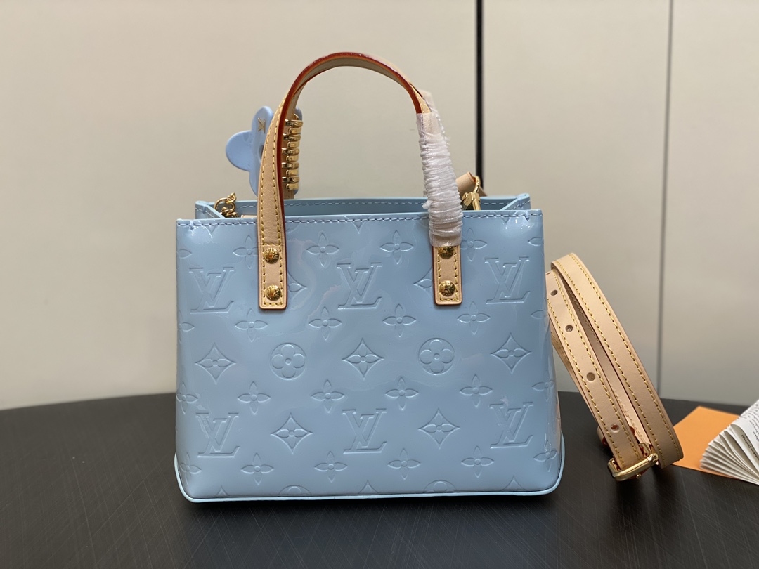 Louis Vuitton M24144 Reade PM