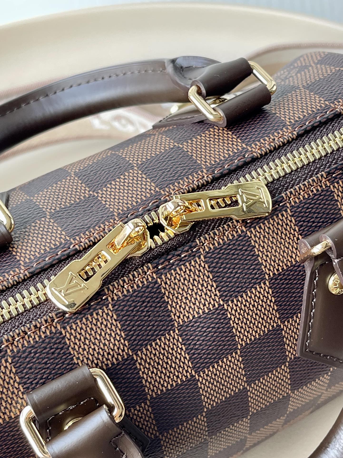 Louis Vuitton N40489 Speedy Bandoulière 20