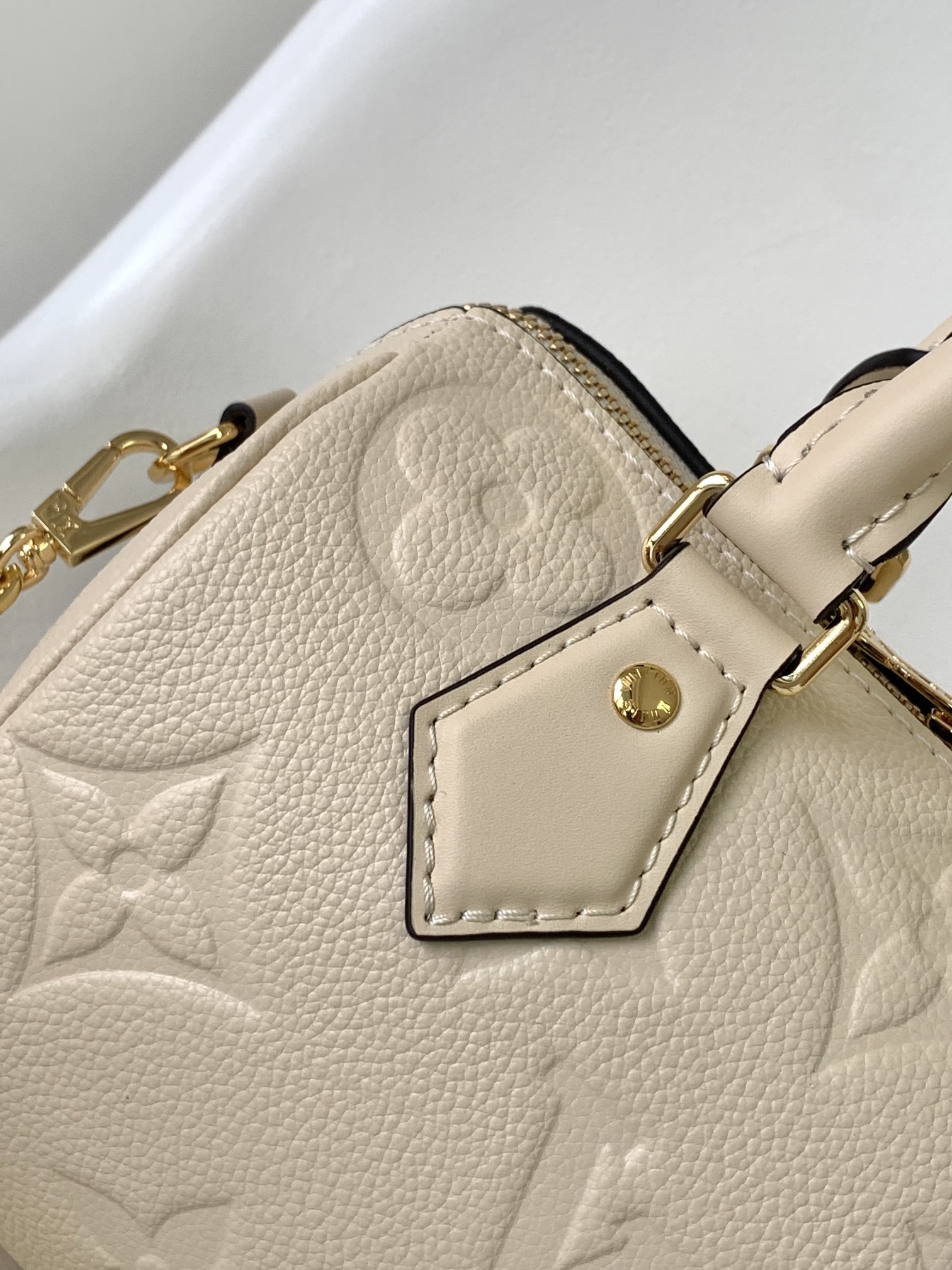 Louis Vuitton M58954 Speedy Bandoulière 20 (2)