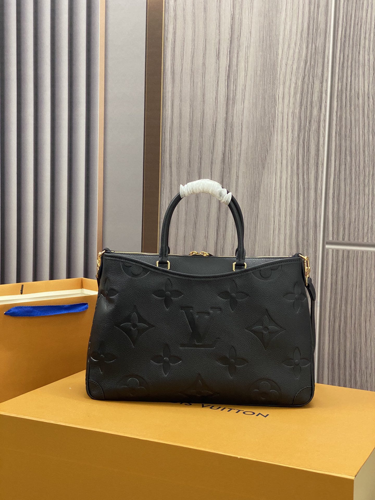 Louis Vuitton M46487 Trianon MM