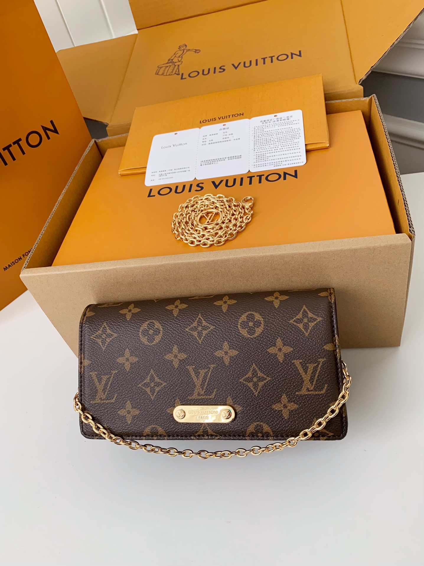 Louis Vuitton M82509 Wallet On Chain Lily