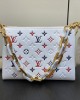 Louis Vuitton M23466 Coussin PM (4)