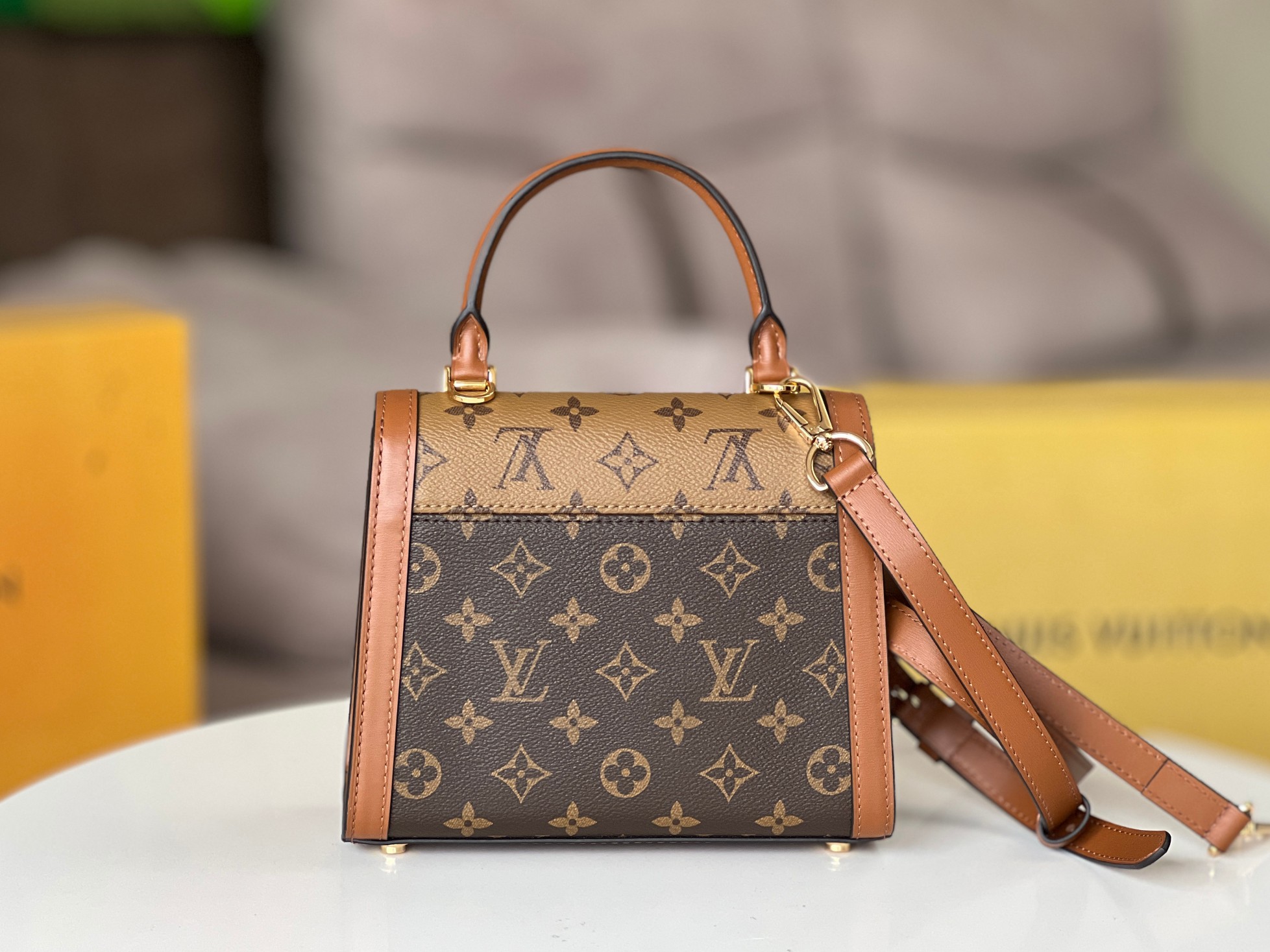 Louis Vuitton M46751 Dauphine Capitale