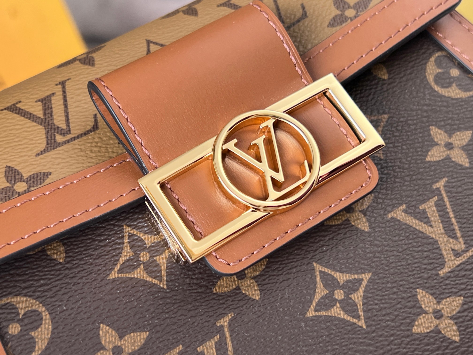 Louis Vuitton M46751 Dauphine Capitale