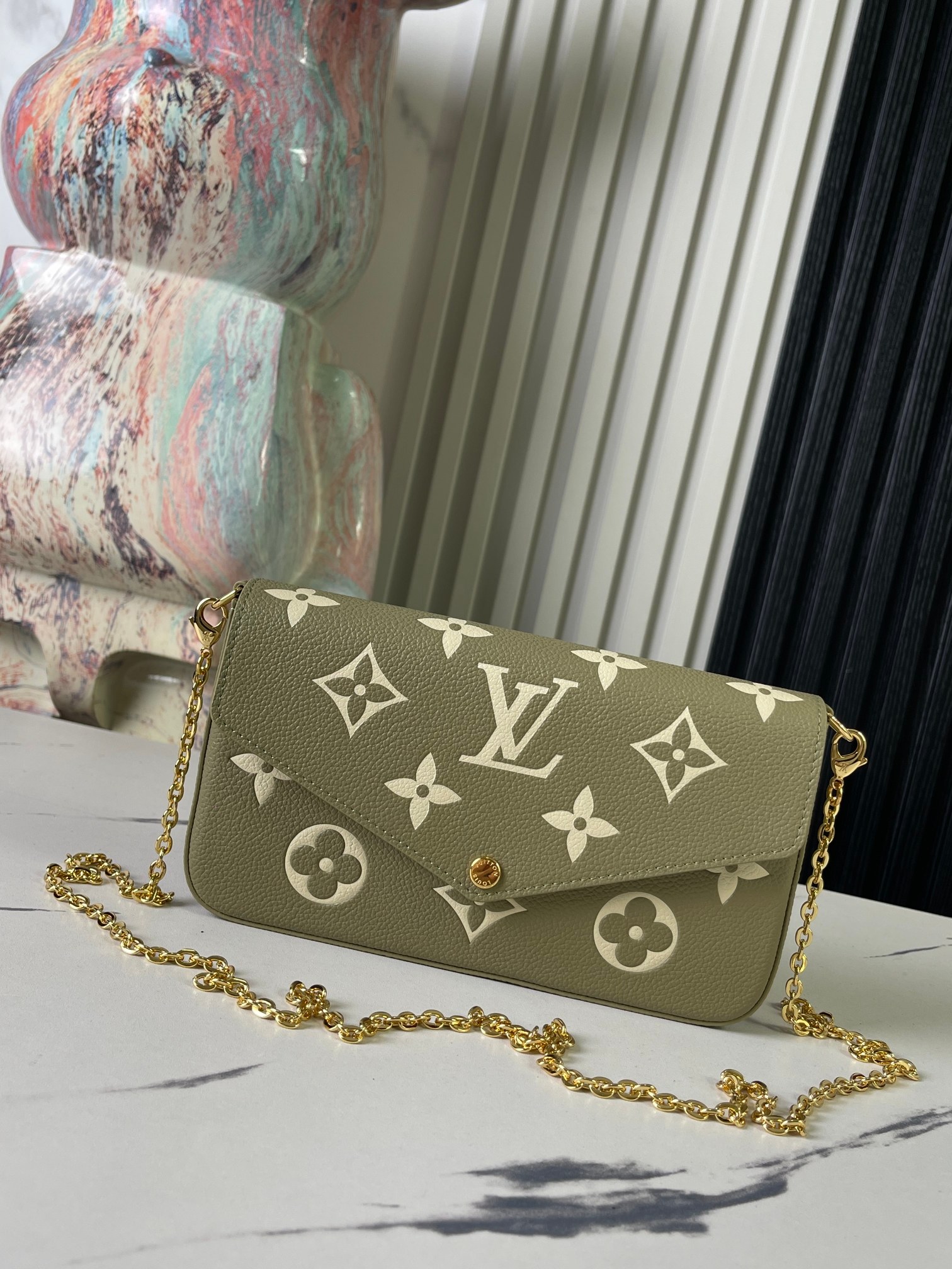 Louis Vuitton M82480 Félicie Pochette