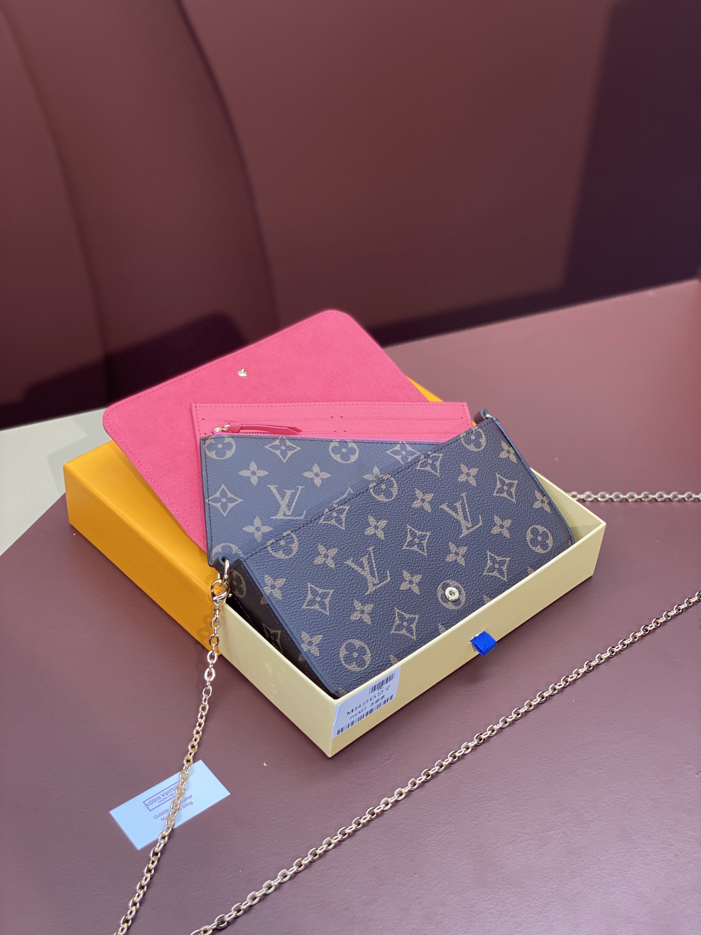 Louis Vuitton M82627 Félicie Pochette (2)