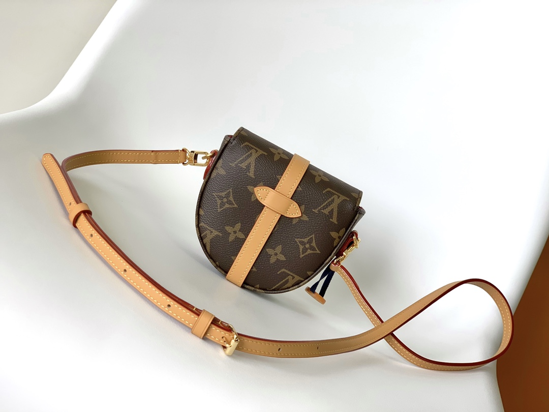 Louis Vuitton M46643 Micro Chantilly