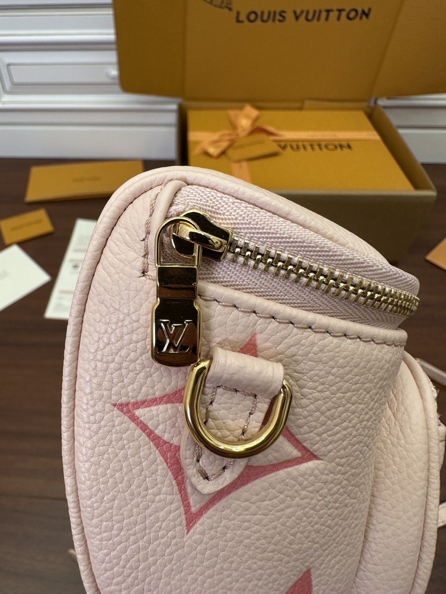 Louis Vuitton M82347 Mini Bumbag