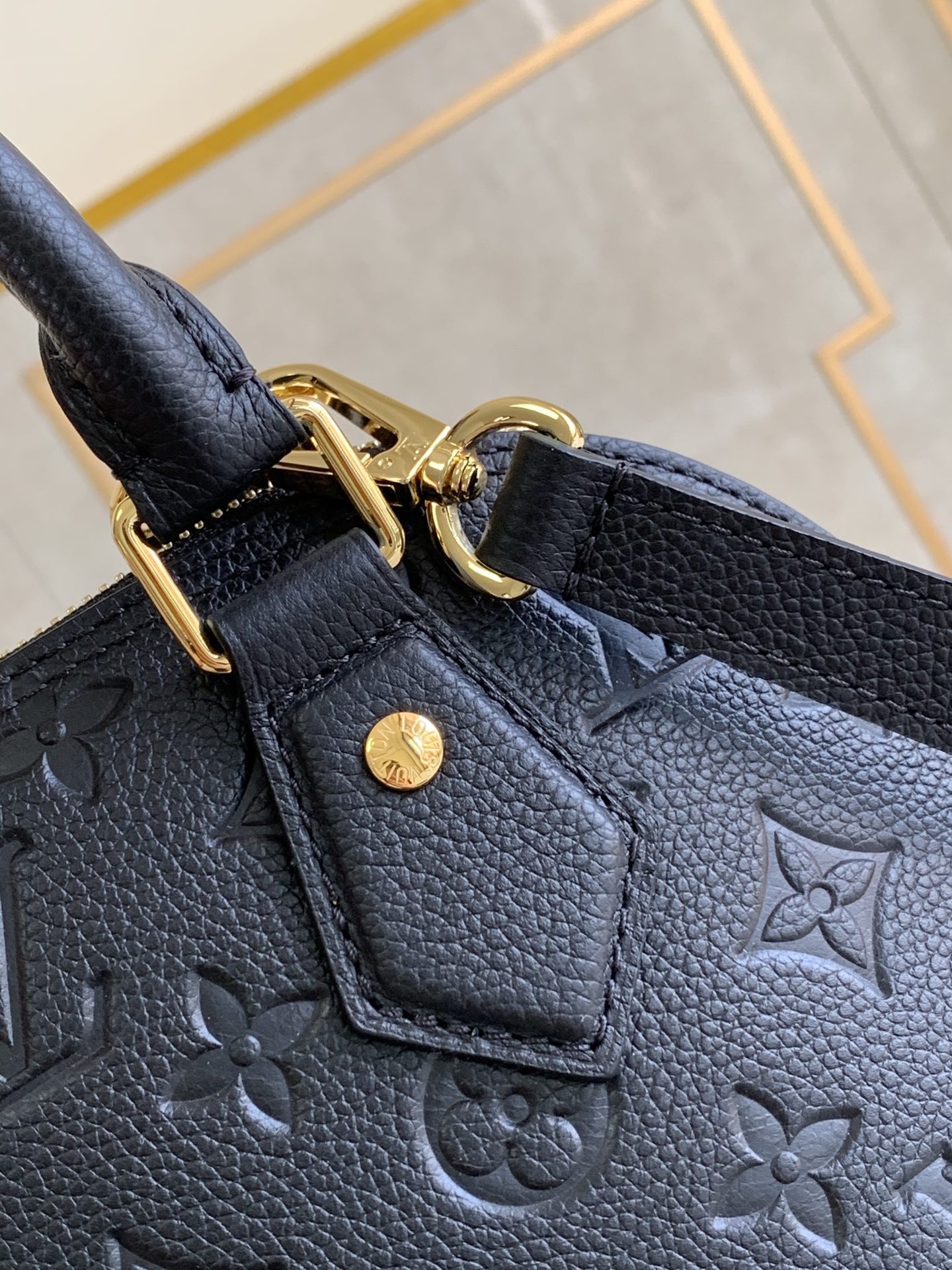 Louis Vuitton M44829 Neo Alma BB