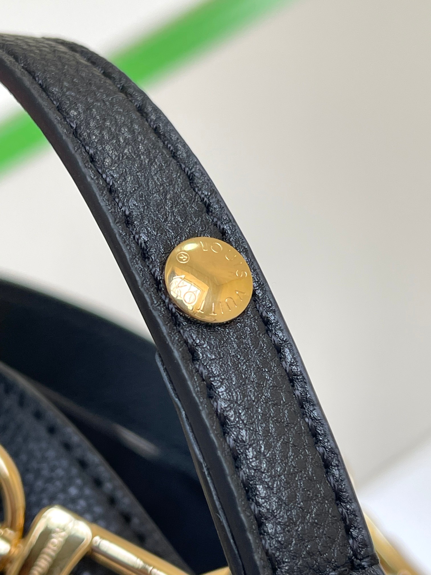 Louis Vuitton M46734 Néonoé BB