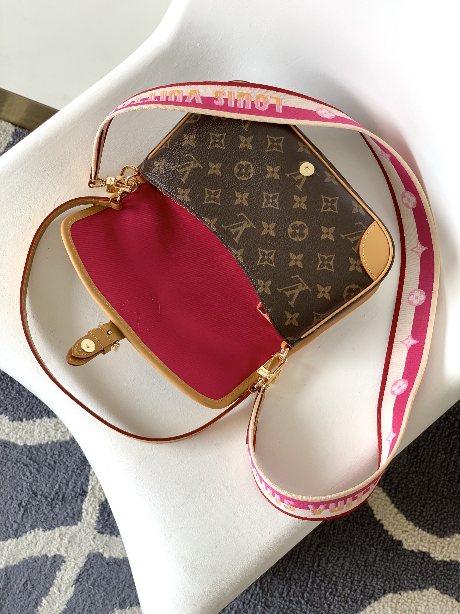 Louis Vuitton M46049 Diane