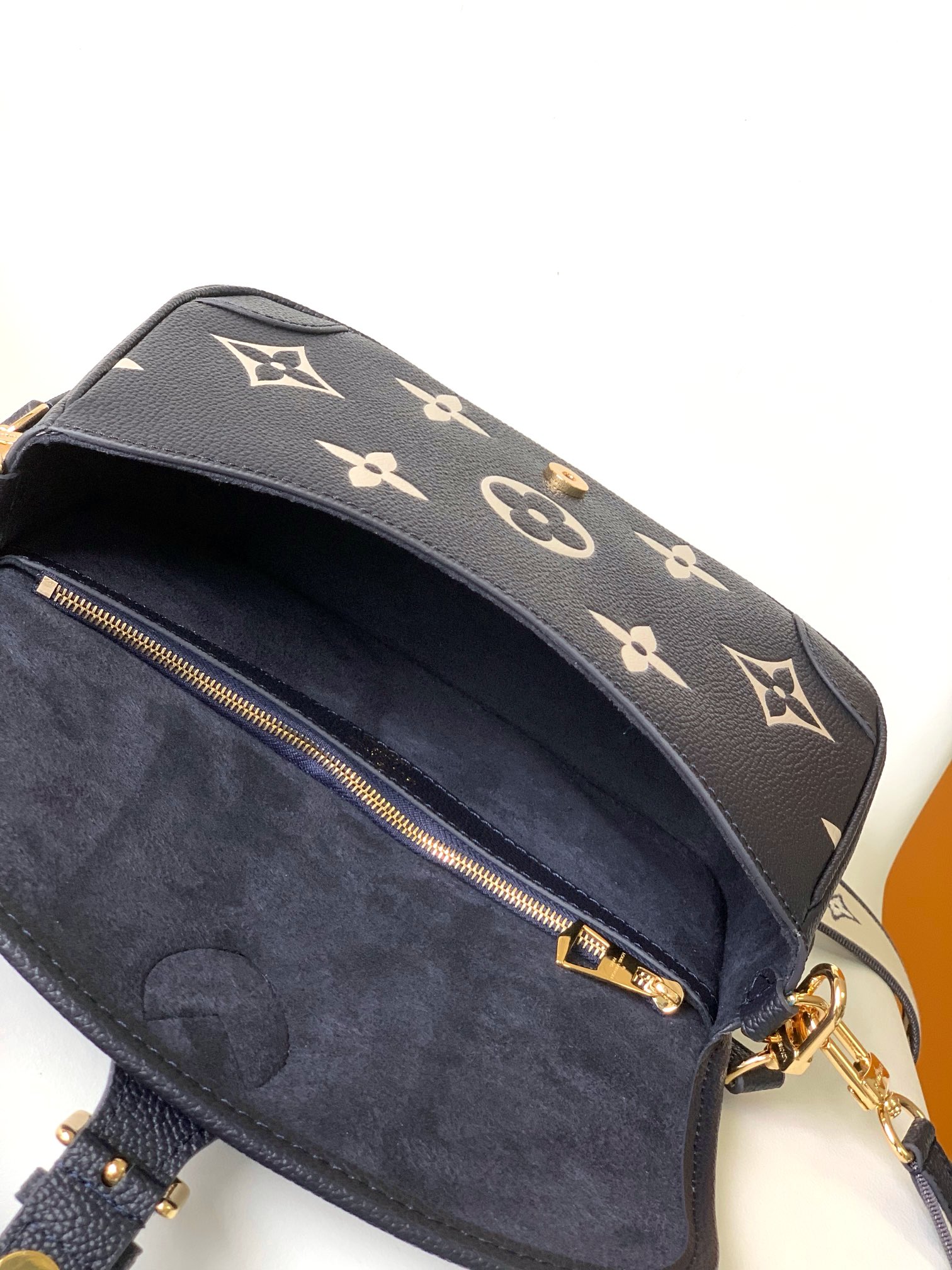 Louis Vuitton M47161 Diane (3)